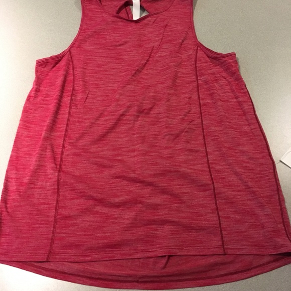 Lululemon Low Key Tank*Silver Ruby Red NWT - Picture 2 of 3